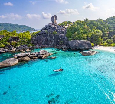 Phang Nga, Tayland, Güney Asya 'daki Similan adasının havadan görünüşü