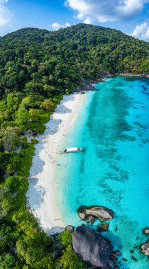 Phang Nga, Tayland, Güney Asya 'daki Similan adasının havadan görünüşü