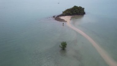 Koh Yao Noi, Phang nga, Tayland 'daki Koh Nok kumsalının havadan görünüşü