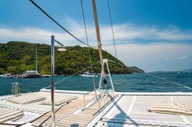 Phuket, Tayland, Güney Asya 'da Katamarlı parti gezisi.