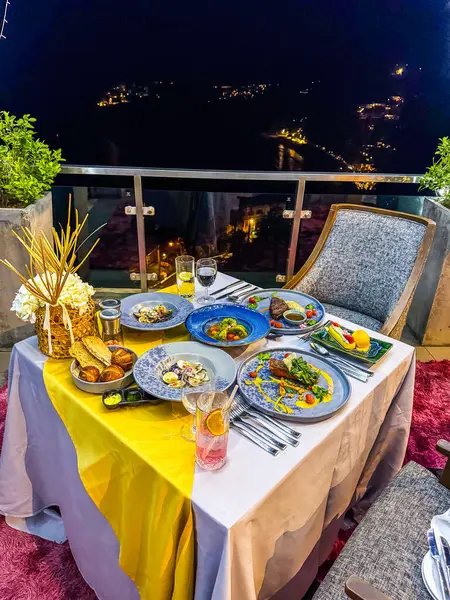 Stock image Dinner with thai dishes in Patong, in Phuket, Thailand, south east asia