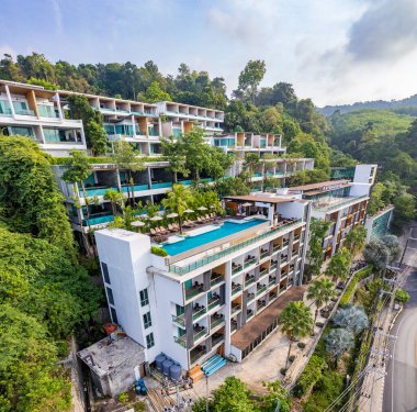 Patong yakınlarındaki Kalim körfezi manzarası, Phuket, Tayland, Güney Doğu Asya