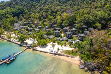 Koh yao noi, Phang Nga, Tayland, Güney Doğu Asya 'daki cennet manzaralı tatil köyü.