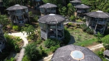 Koh yao noi, Phang Nga, Tayland, Güney Doğu Asya 'daki cennet manzaralı tatil köyü.