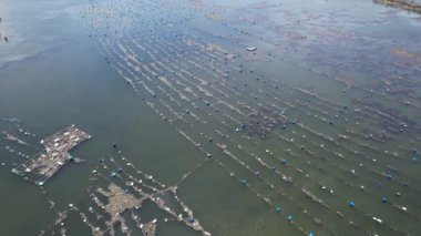 Khanh Hoa 'daki Hon Khoi Tuz Tarlaları' nın havadan görünüşü, Vietnam, Güney Doğu Asya