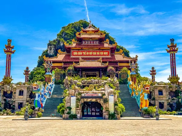 Stock image Quan The Am Pagoda in Da Nang, marble mountains, Vietnam, south east asia