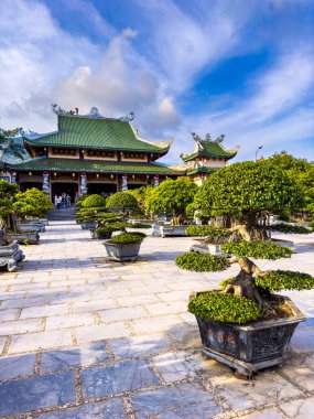 Da Nang, Vietnam 'daki Chua Linh Ung pagoda tapınağının görüntüsü. Yüksek kalite fotoğraf