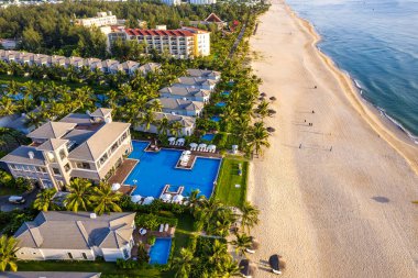 Da Nang 'daki Non Nuoc Plajı' nın havadan görünüşü, Vietnam, Güney Doğu Asya