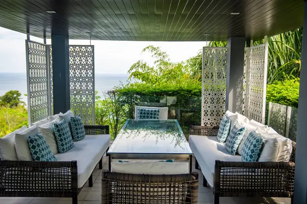 Phuket, Tayland, Güney Doğu Asya 'daki lüks Villa manzarası