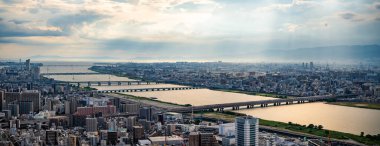 Osaka, Japonya 'daki Umeda Gökyüzü Binası' ndan görüntü. Yüksek kalite fotoğraf