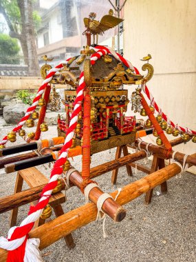 Japonya, Osaka 'daki Namba Yasaka Jinja tapınağı. Yüksek kalite fotoğraf