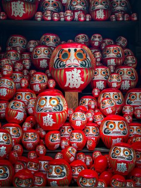 Katsuoji, Daruma Bebekleri Tapınağı, Japonya. Yüksek kalite fotoğraf