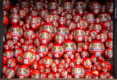 Katsuoji, Daruma Bebekleri Tapınağı, Japonya. Yüksek kalite fotoğraf