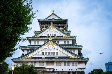 Osaka Kalesi 'nin Japonya' daki manzarası. Yüksek kalite fotoğraf