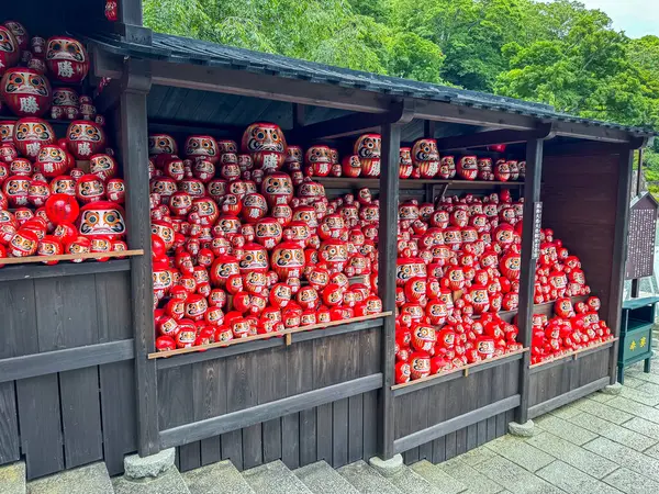 Katsuoji, Daruma Bebekleri Tapınağı, Japonya. Yüksek kalite fotoğraf