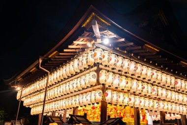 Yasaka Jinja tapınağı Kyoto, Japonya 'da. Yüksek kalite fotoğraf