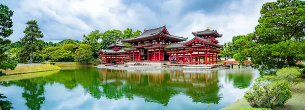 Japonya, Kyoto 'daki Byodo-in Tapınağı. Yüksek kalite fotoğraf