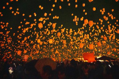 Kyoto, Japonya 'da tanabata gökyüzü feneri festivali. Yüksek kalite fotoğraf