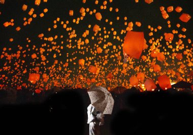 Kyoto, Japonya 'da tanabata gökyüzü feneri festivali. Yüksek kalite fotoğraf