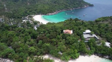 Phuket, Tayland 'da Koh Racha Yai' nin hava görüntüsü, Güney Doğu Asya