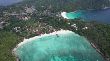 Phuket, Tayland 'da Koh Racha Yai' nin hava görüntüsü, Güney Doğu Asya