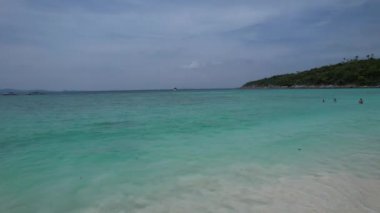 Phuket, Tayland 'da Koh Racha Yai' nin hava görüntüsü, Güney Doğu Asya