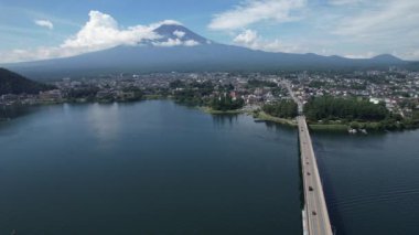 Fujikawaguchiko Fujikawaguchiko 'daki Kawaguchi Gölü manzarası, Japonya Fuji Dağı yakınlarında, Asya