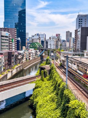 Chiyoda City, Tokyo, Japonya 'daki Ochanomizu İstasyonu. Yüksek kalite fotoğraf