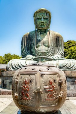 Kotoku in is a Buddhist temple of the Jodo shu sect in the city of Kamakura in Kanagawa Prefecture, Japan. Its mountain name is Taiizan, and its common temple name is Shojosen ji. clipart