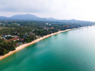 Tayland, Tayland, Güney Asya 'daki Koh Samui adasındaki Lipa Noi plajının hava görüntüsü.