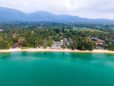Tayland, Tayland, Güney Asya 'daki Koh Samui adasındaki Lipa Noi plajının hava görüntüsü.