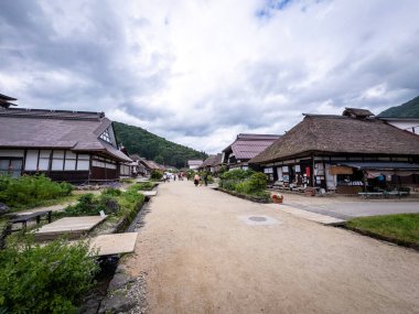Ouchijuku, Japonya 'da Edo döneminde küçük bir karakol ve Aizu Nishi Kaido' nun bir parçasıydı. Şu anda Minamiaizu Bölgesi 'nin Shimogo kasabasında yer almaktadır ve Fukushima ili ile ünlüdür.
