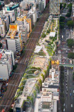 Gün batımında Shibuya Sky 'ın çatısından Tokyo manzarası, Shibuya, Tokyo, Japonya. Yüksek kalite fotoğraf