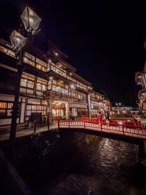 Ginzan Onsen, Japonya 'nın Yamagata ilinin Obanazawa kentinde bir onsen bölgesidir. Adı gümüş madeni kaplıcası demek..