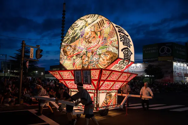 Hirosaki 'de Nebuta festivali, 3 Ağustos 2024, Aomori, Japonya. Yüksek kalite fotoğraf