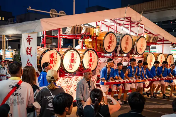 Japonya 'nın Aomori şehrinde Nebuta festivali. Yüksek kalite fotoğraf