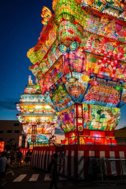 Noshiro Tenku no Fuyajo Tanabata Festivali Fener Kaleleri Noshiro Ağustos 2024, Akita, Japonya 'da. Yüksek kalite fotoğraf