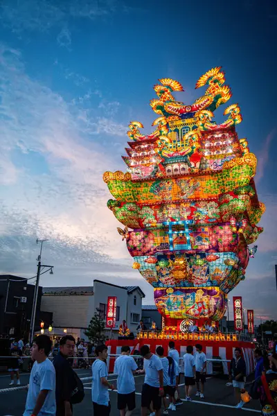 Noshiro Tenku no Fuyajo Tanabata Festivali Fener Kaleleri Noshiro Ağustos 2024, Akita, Japonya 'da. Yüksek kalite fotoğraf