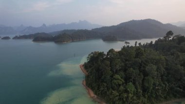 Khao Sok Ulusal Parkı, Cheow lan Gölü, Surat Thani, Tayland, Güney Doğu Asya