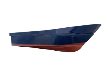 Mavi balıkçı teknesi beyaz arka planda izole edilmiş