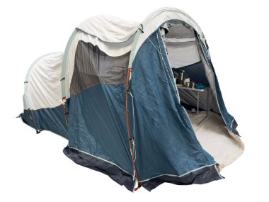 Beyaz arka planda izole edilmiş bir turizm çadırı