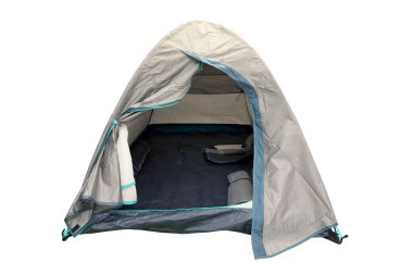 Beyaz arka planda izole edilmiş bir turizm çadırı