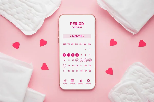 Aplicativo Móvel Ciclo Menstrual Tela Smartphone Fundo Rosa Vista Superior — Fotografia de Stock
