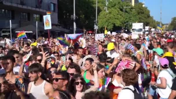 2023 Barcelona Hiszpania Parada Dumy Śpiew Village People Piosenka Ymca — Wideo stockowe