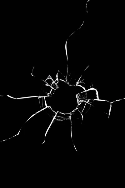 黒い背景にガラスが割れている 損傷した窓の質感 オーバーレイの分離効果 — ストック写真