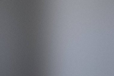 Metalik görünüm yaratan bir gradyan ile soyut tanecikli arkaplan