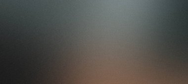 Koyu gri arkaplan, kumlu doku ve turuncu gradyan.