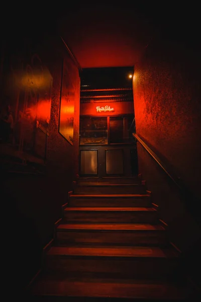Escaleras Que Conducen Zona Conciertos Dentro Del Pub —  Fotos de Stock