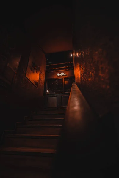 Escaleras Que Conducen Zona Conciertos Dentro Del Pub —  Fotos de Stock