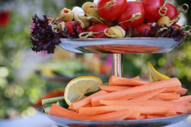 Lezzetli tatlı ve lezzetli düğün yemekleri